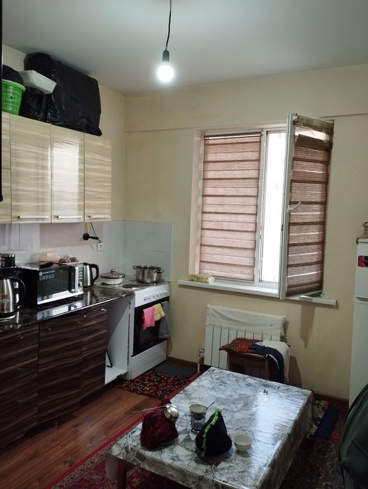 Уй Шайхонтахур район Самарканд Дарвоза зудлик бн Сотилади