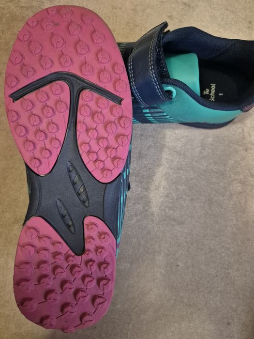 Детски стоножки за футбол