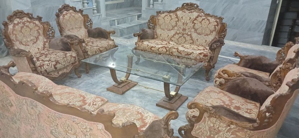 Продаётся мягкая мебель производства Италия