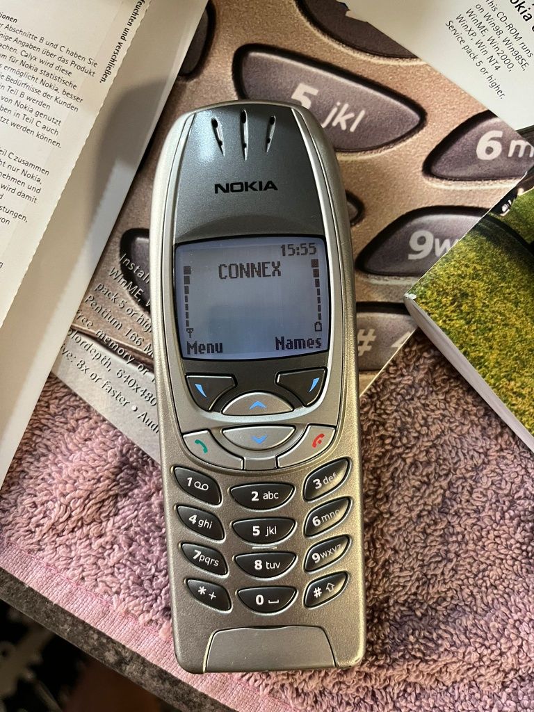 Nokia 6310i la cutie
