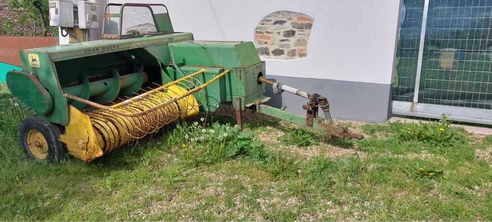 Presă de balotat john deere 336