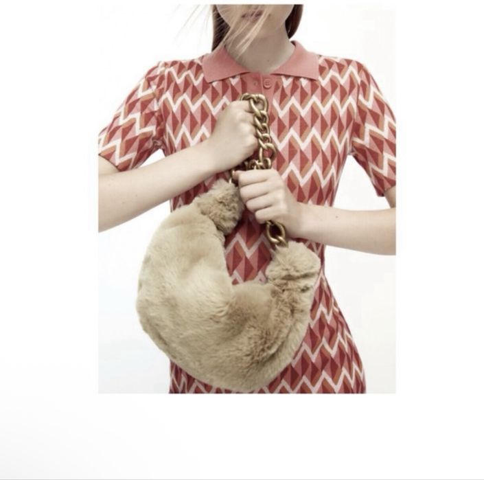 Сумка Zara новая багет с цепью меховая женская