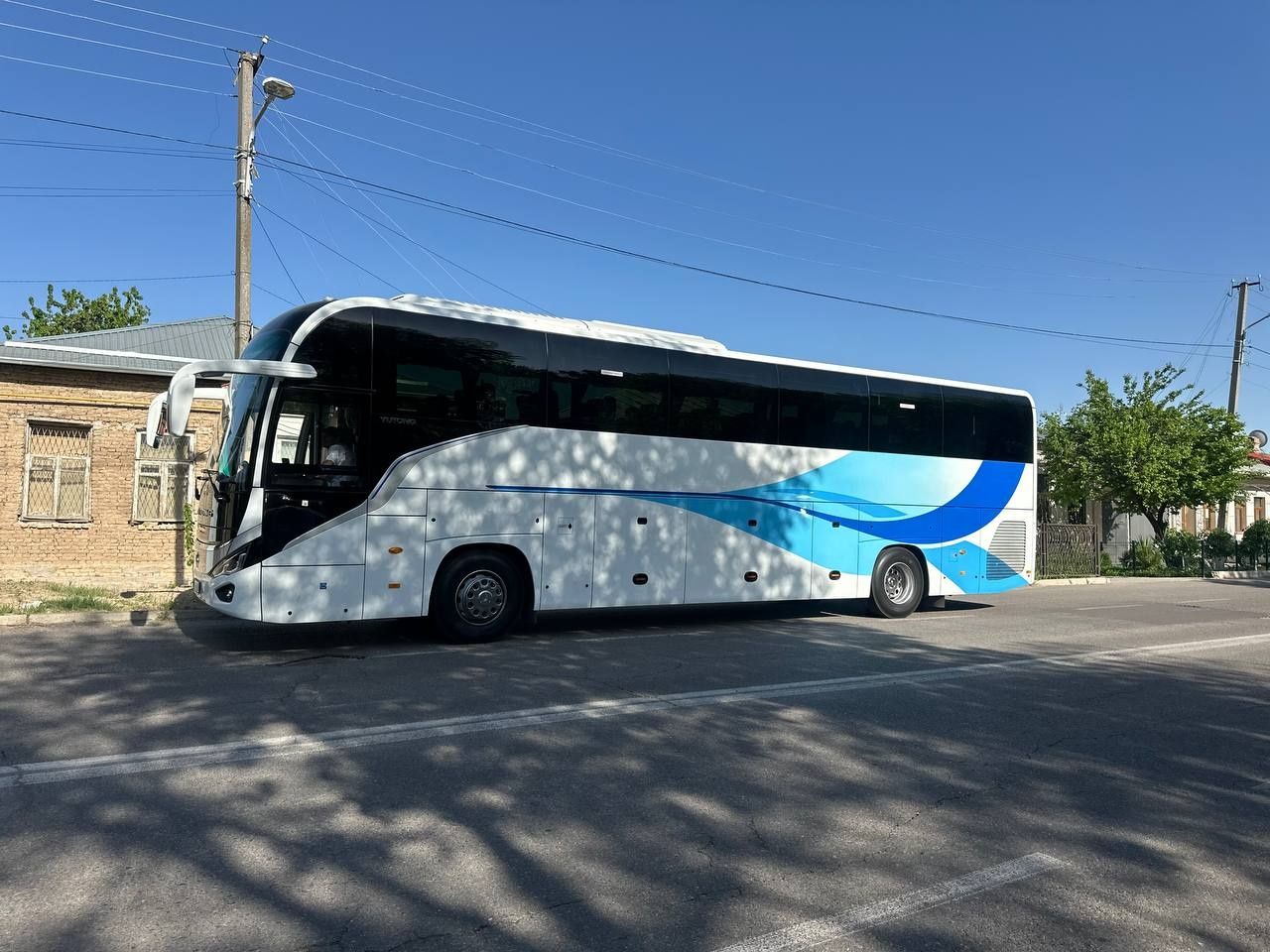 AVTOBUS bor.  avtobus xizmatlari