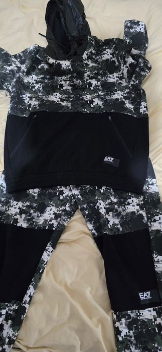 Мъжки екип EMPORIO ARMANI размер М