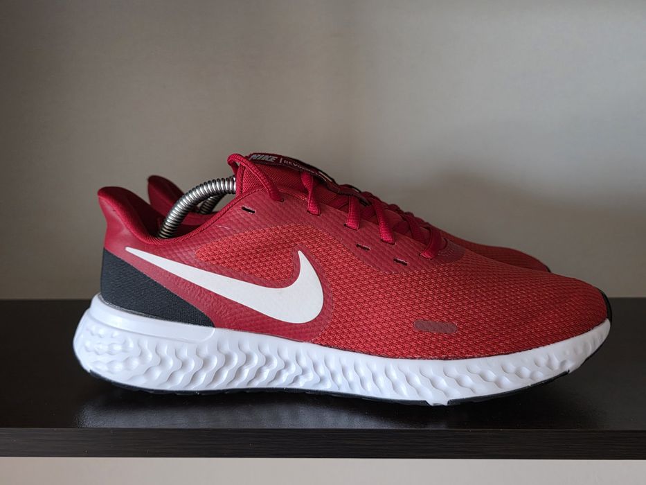 NIKE REVOLUTION 44номер 28см Стелка