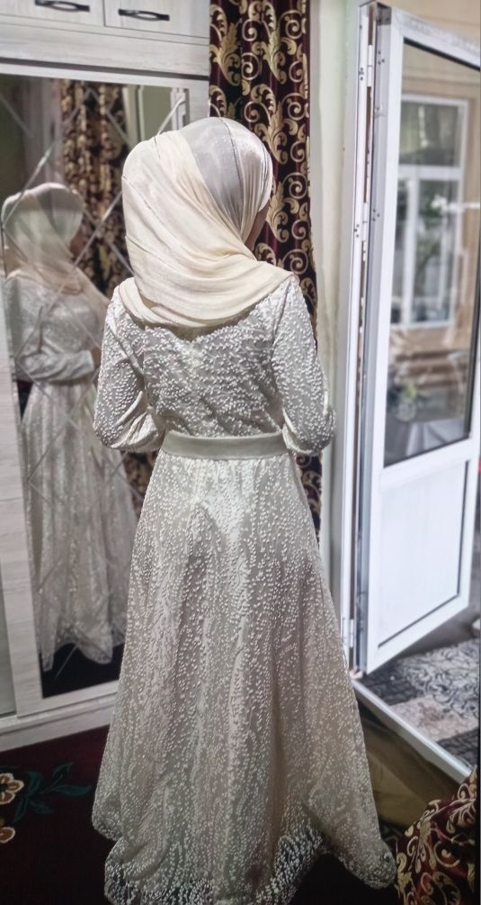 Ayollar koylagi vecherniy