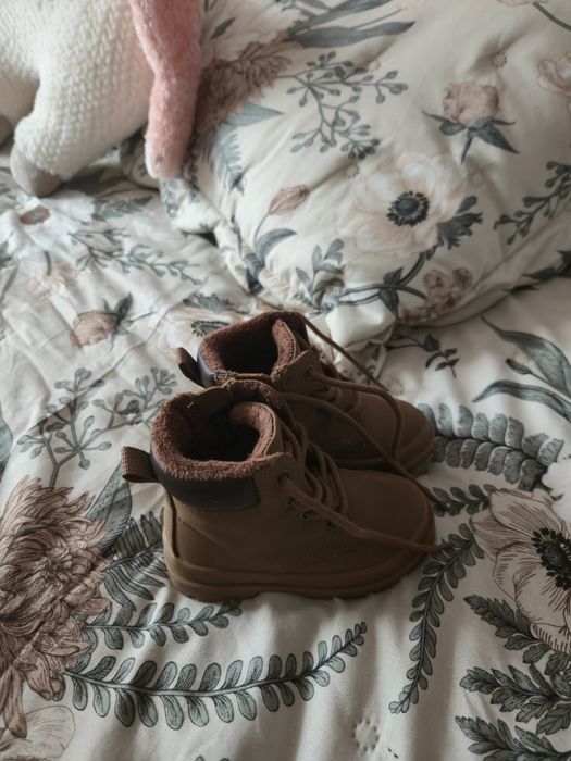 Нови бебешки боти H&M, 20-21 размер.