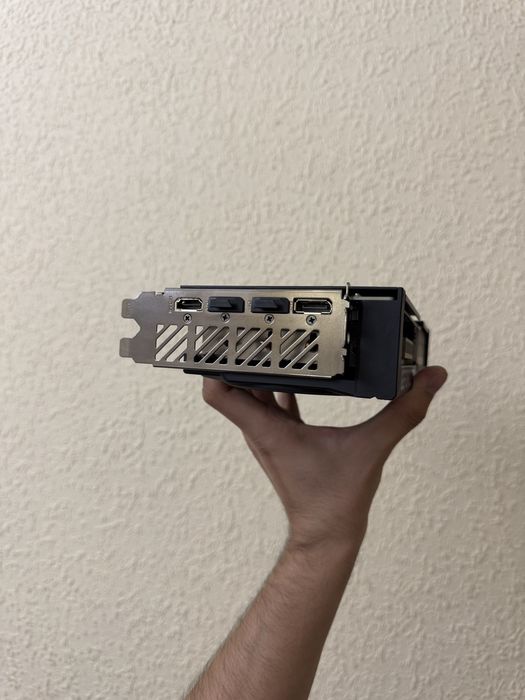 rtx 4070super 12gb gigabyte