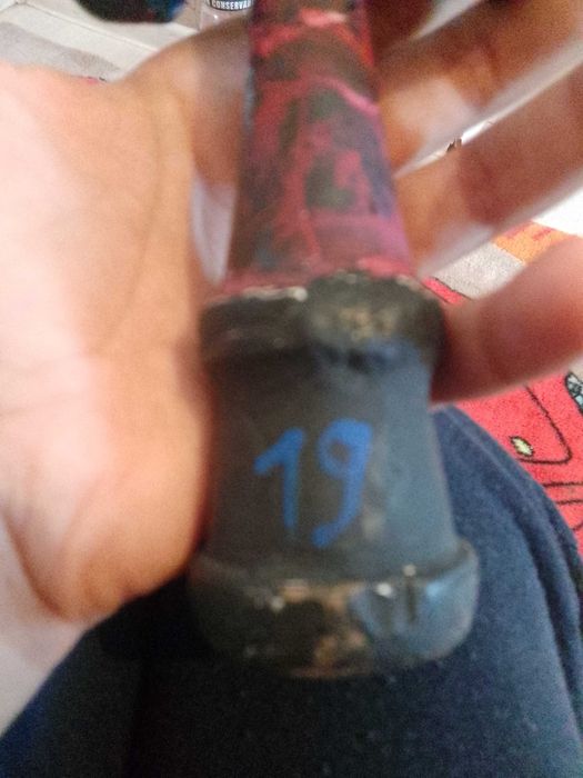 Kendama fără dama și pil.
