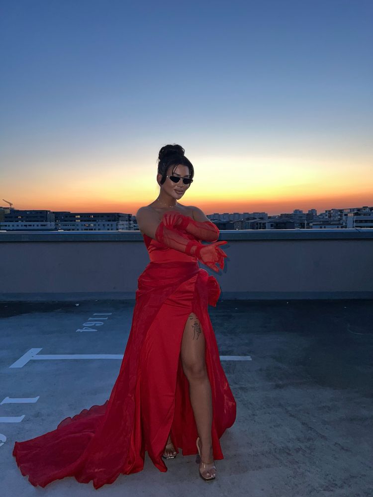 Rochie superba trena si corset