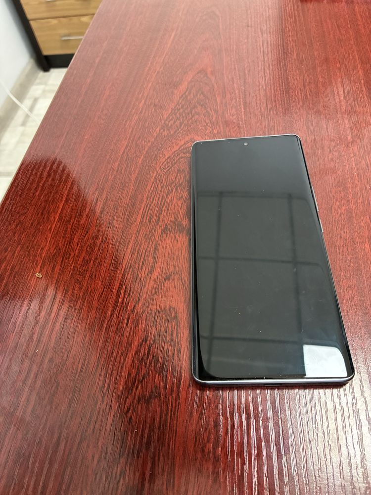 Vivo v 40 xolati alo