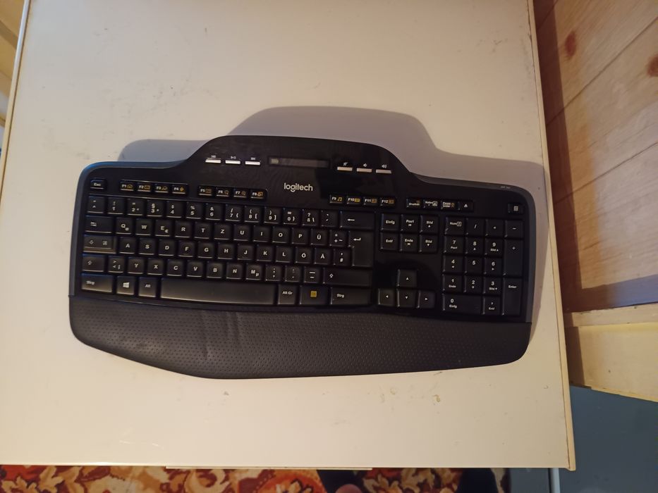 Клавиатура Logitech Wireless