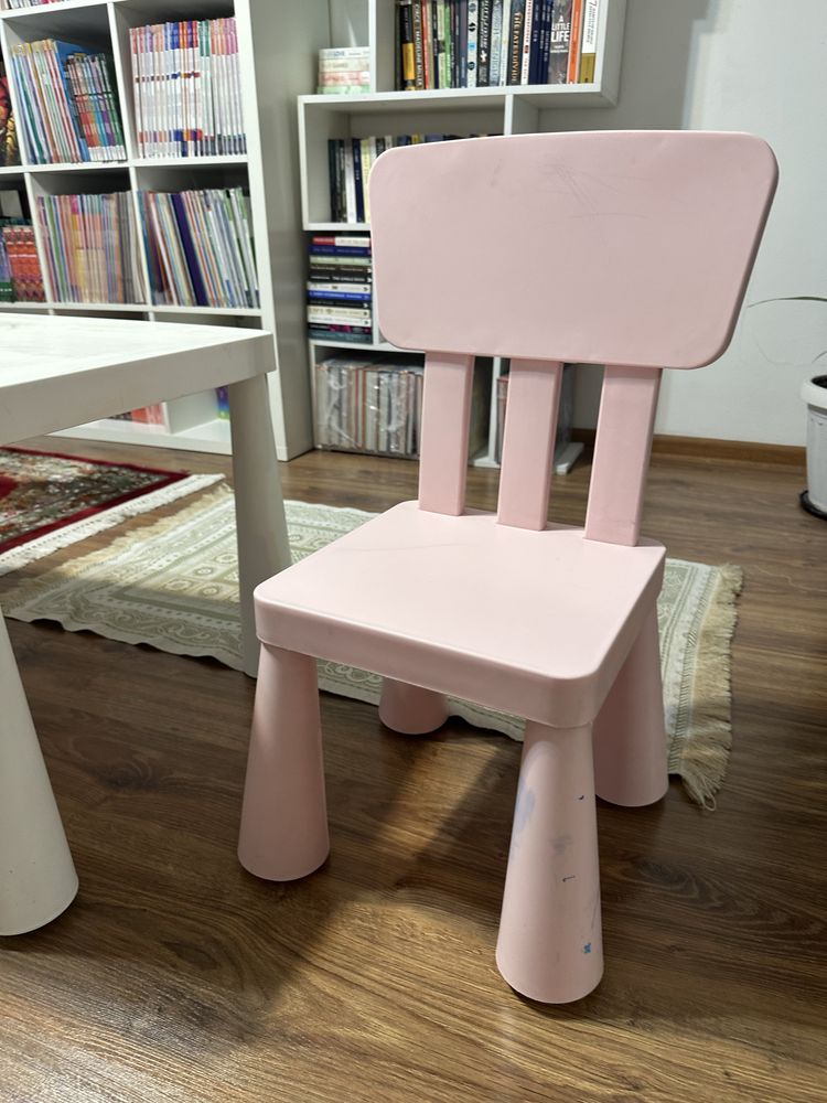 Икеа детский стол и стулья