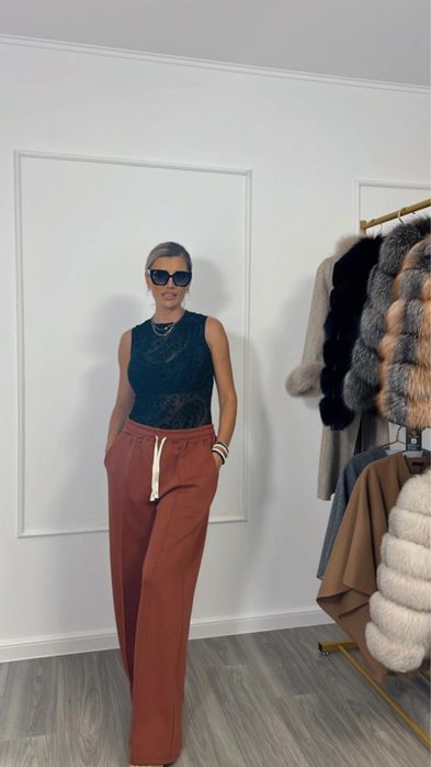 Pantaloni casual culoare senzationala pentru sezonul rece