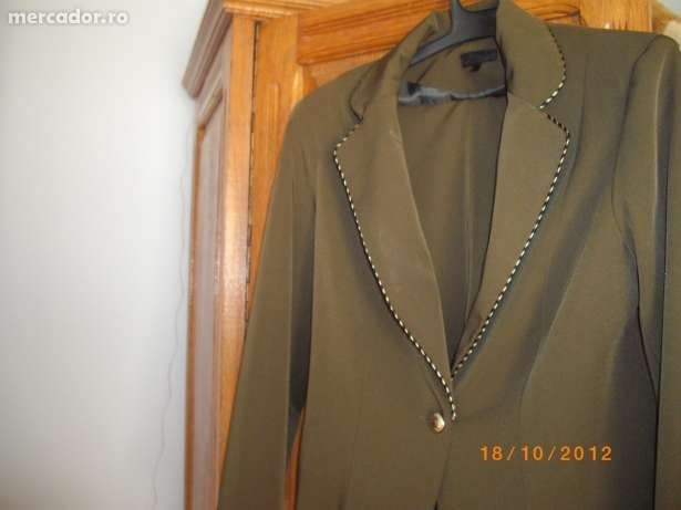 costum dama sacou+pantaloni marime 38