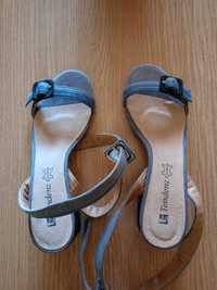 Дамски сандали на Tendenz