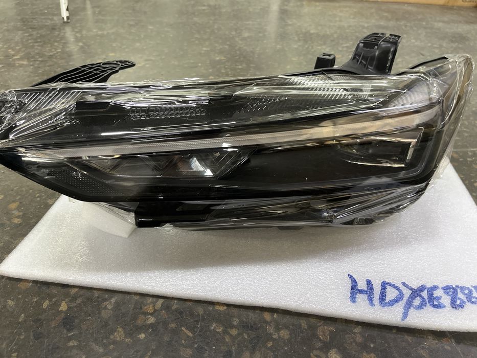 Changan UN-V совершенно новые фары