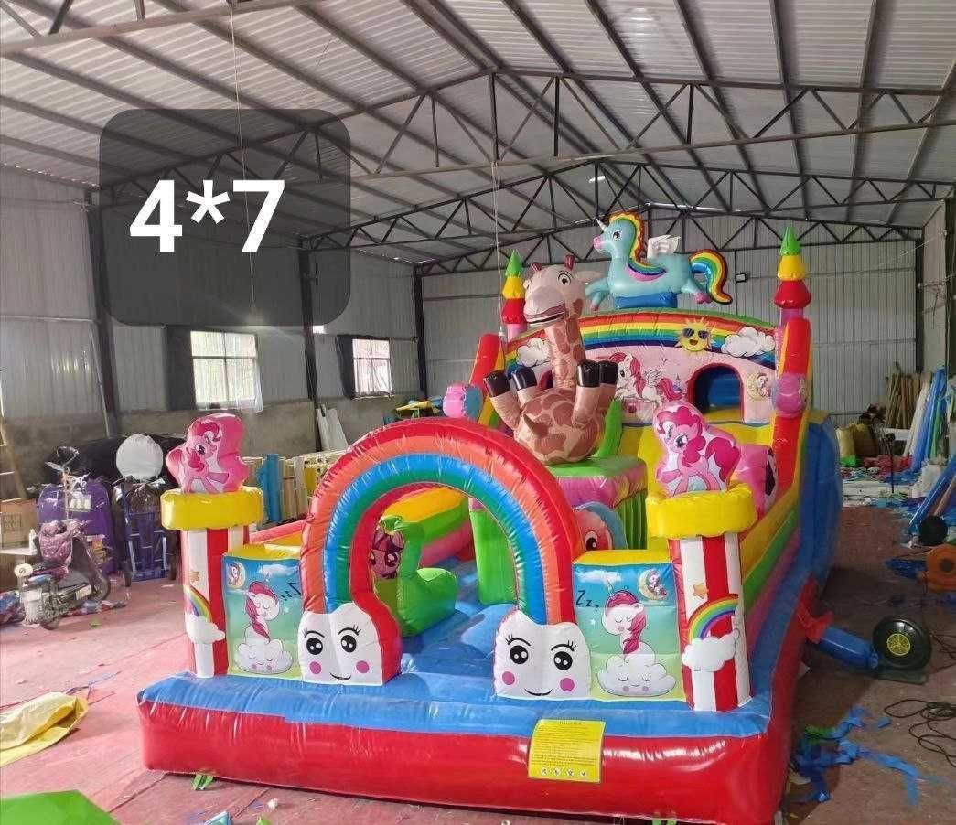 Bir yarim sezon ishlatilgan batut (4m x 7m) sotiladi, ideal holatda.