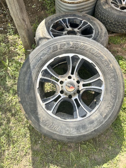 Продам 245/75/17 хайлукс прада разболтовка 6