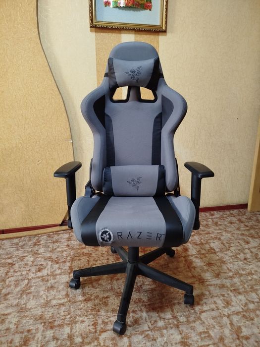 Игравой кресло сотилади