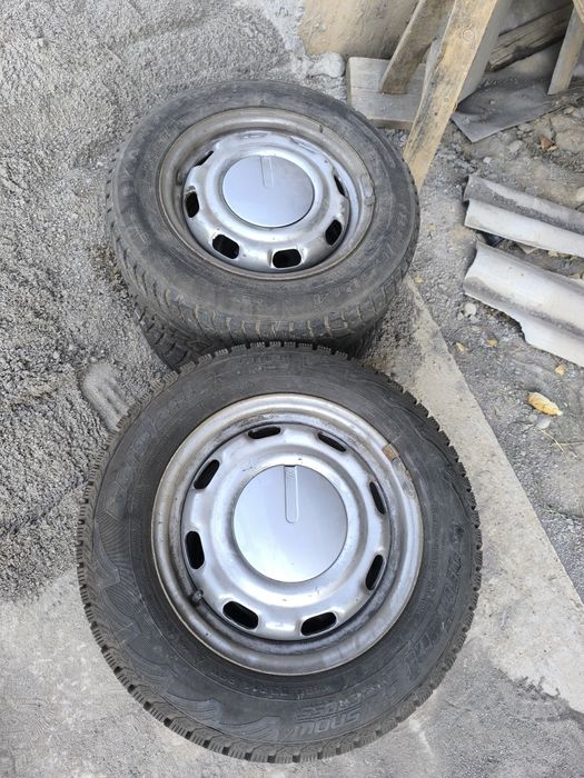 продам диски с зимней резиной  185.65 R14