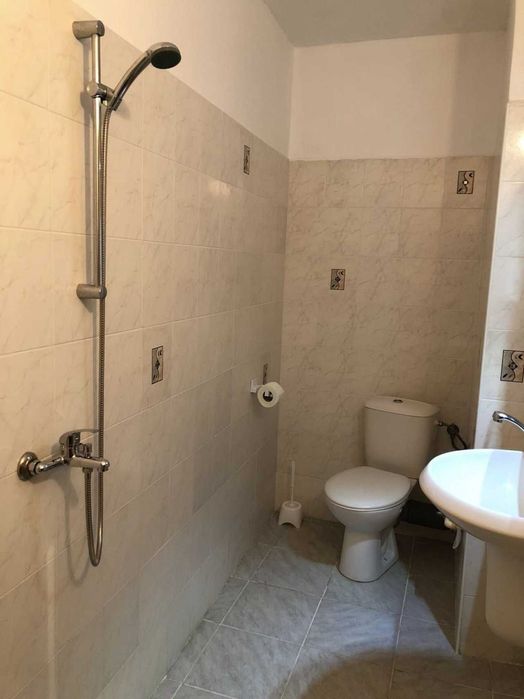 Дава се под наем Едностаен апартамент в Пловдив, Кършияка - 40 кв.м за 250 € - Снимка #3