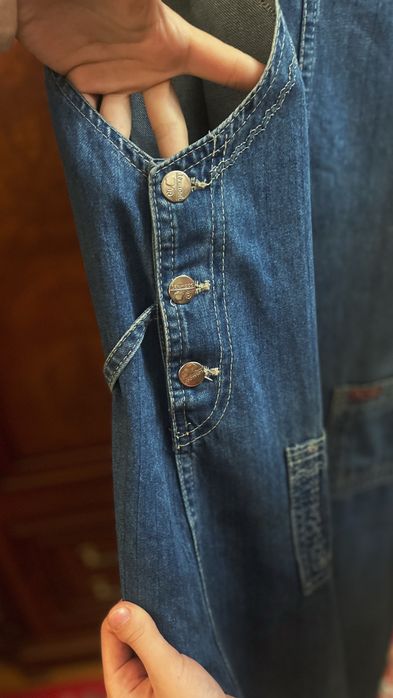 Комфортный и стильный комбинезон для беременных