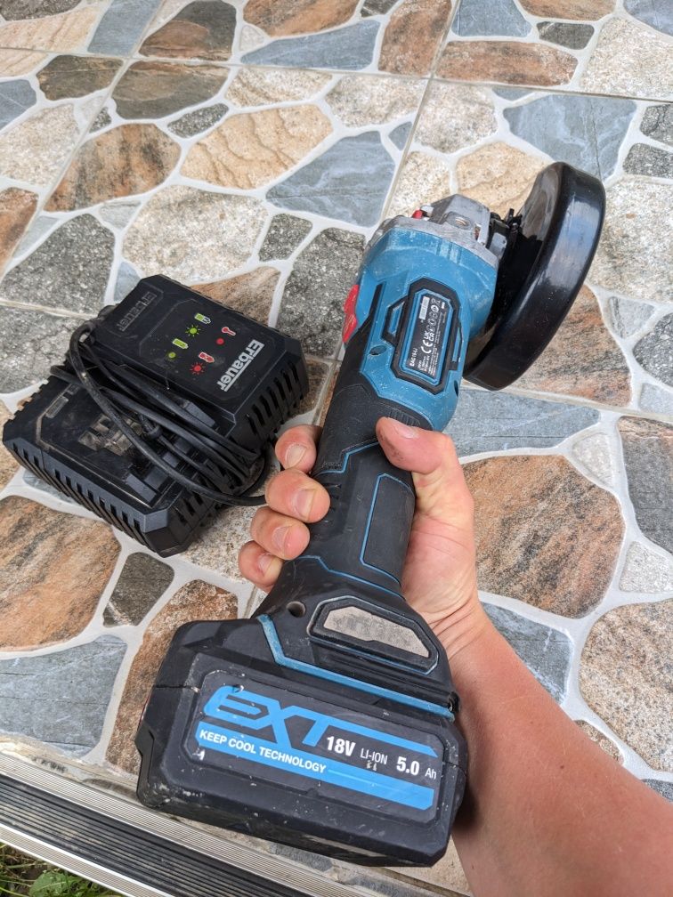 Polizor unghiular Erbauer 18 V Brushless