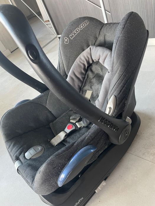 Scoica auto MaxiCosi + baza isofix (Family Fix) - 0-13kg