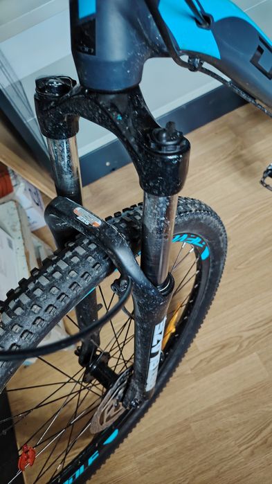 Vând MTB Devron Riddle 27.5