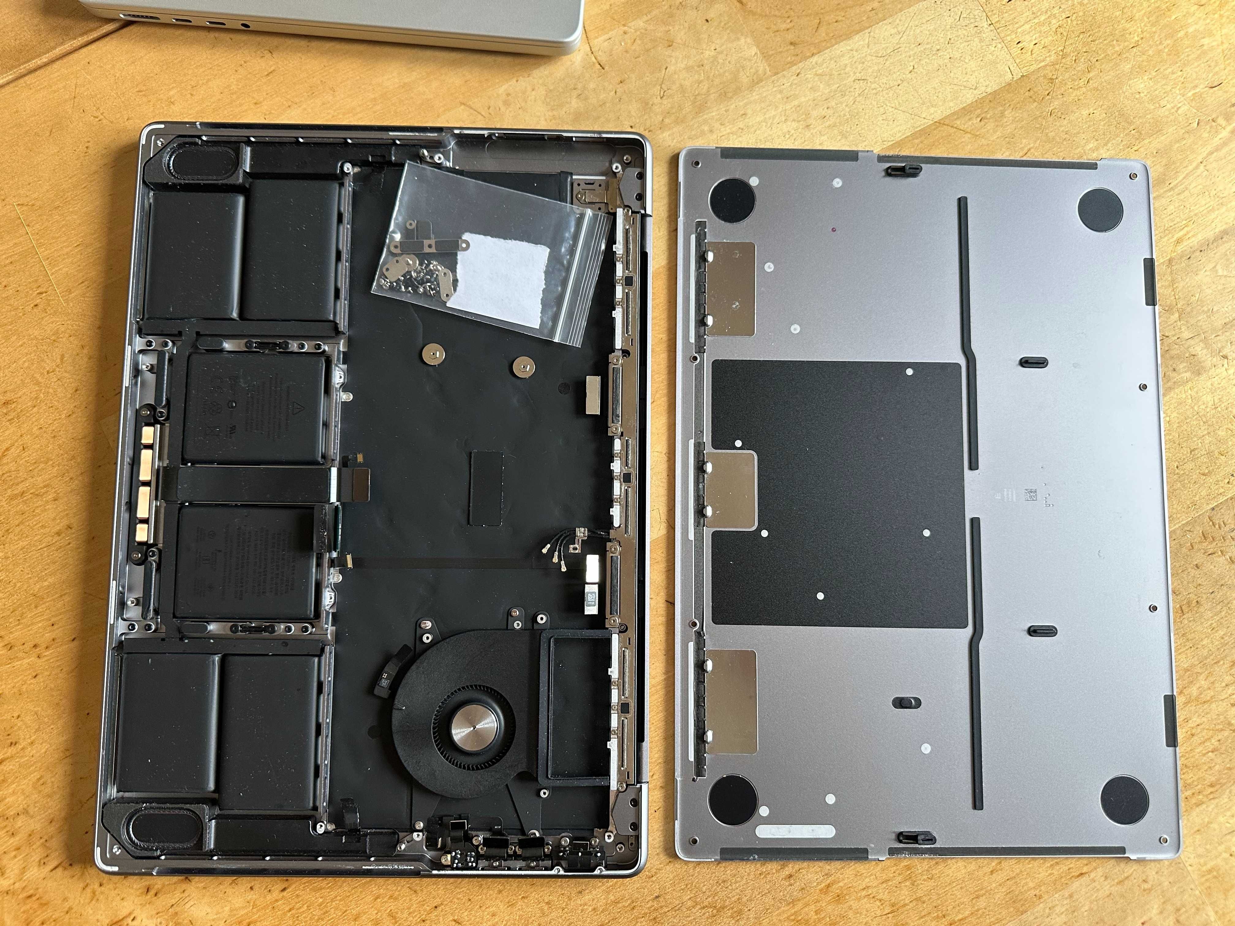 Apple Macbook Pro A2918 M3 без дъно 2023 г
