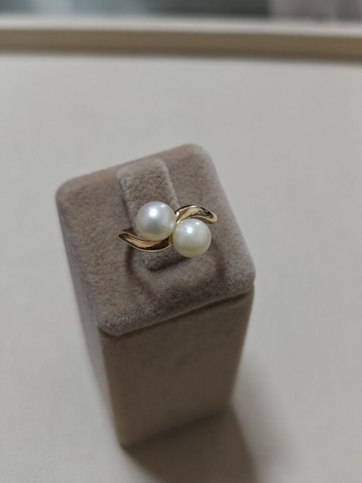Inel cu perle aur 18k 3.80gr (r)