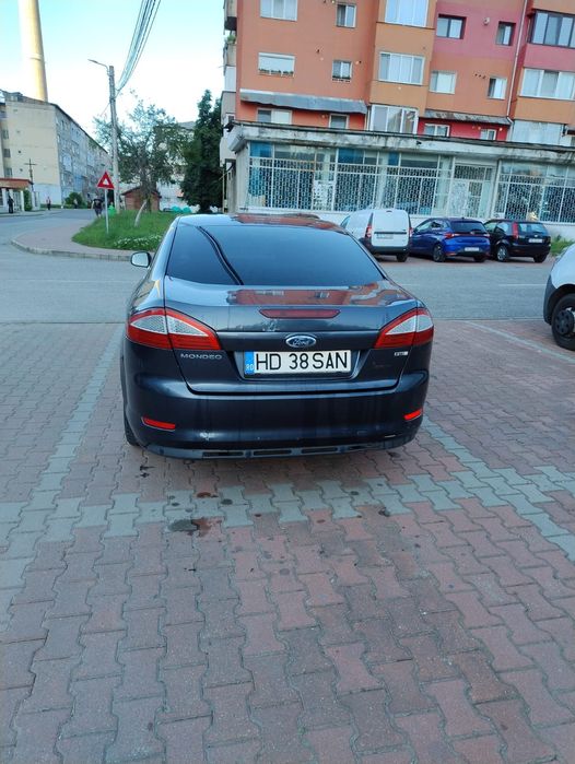 Ford Mondeo Mk4 Ghia2.0 TDCi 140 CP - Trapă - 2007