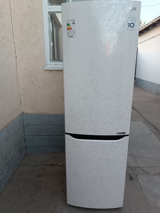Холодильник корейский LG