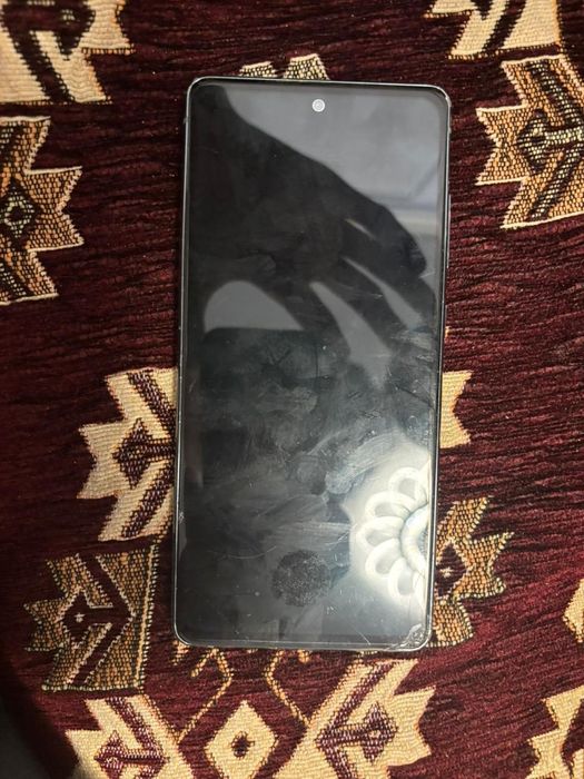 Продам samsung s20 fe