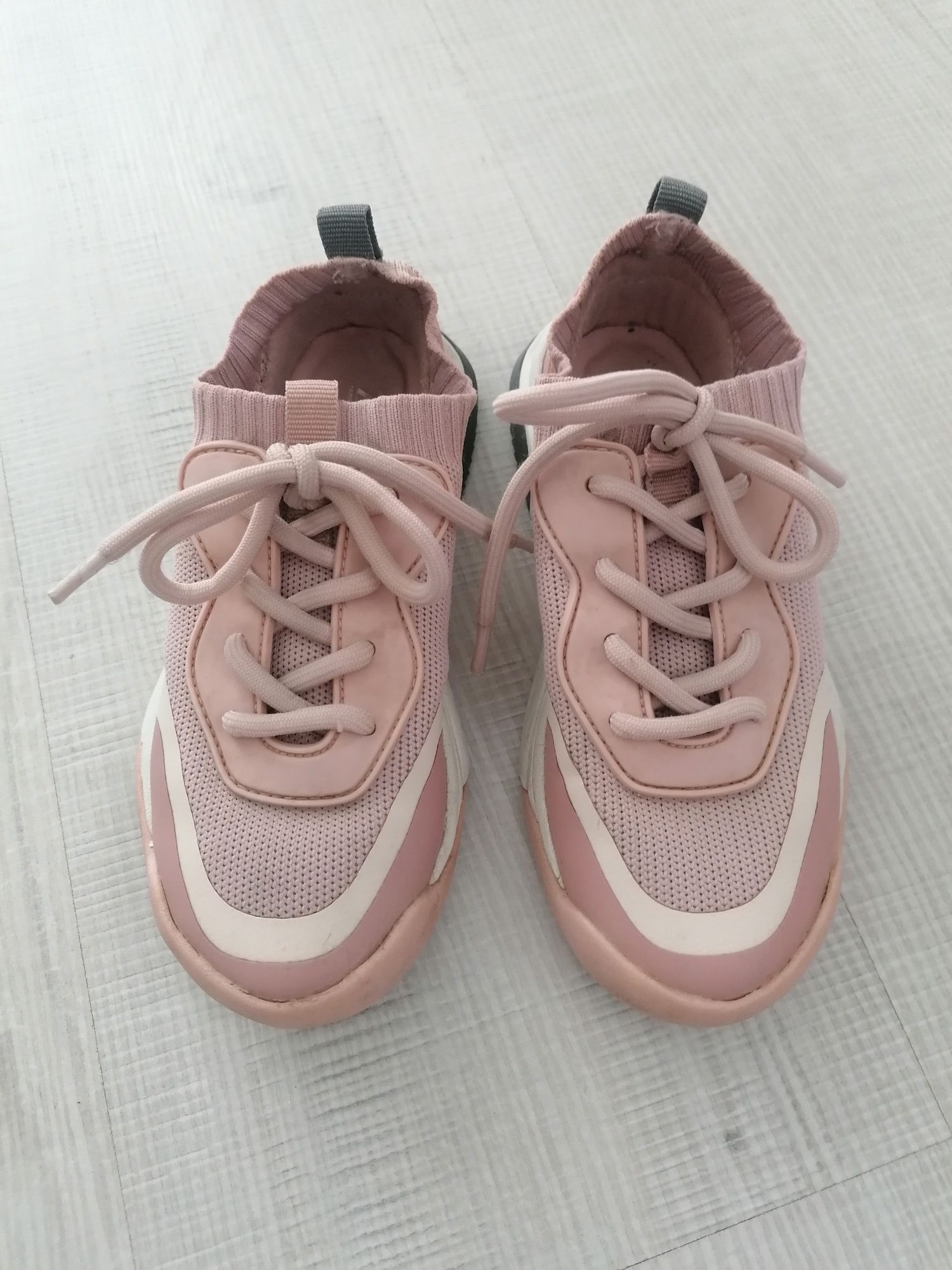 Маратонки ZARA, размер 30ти