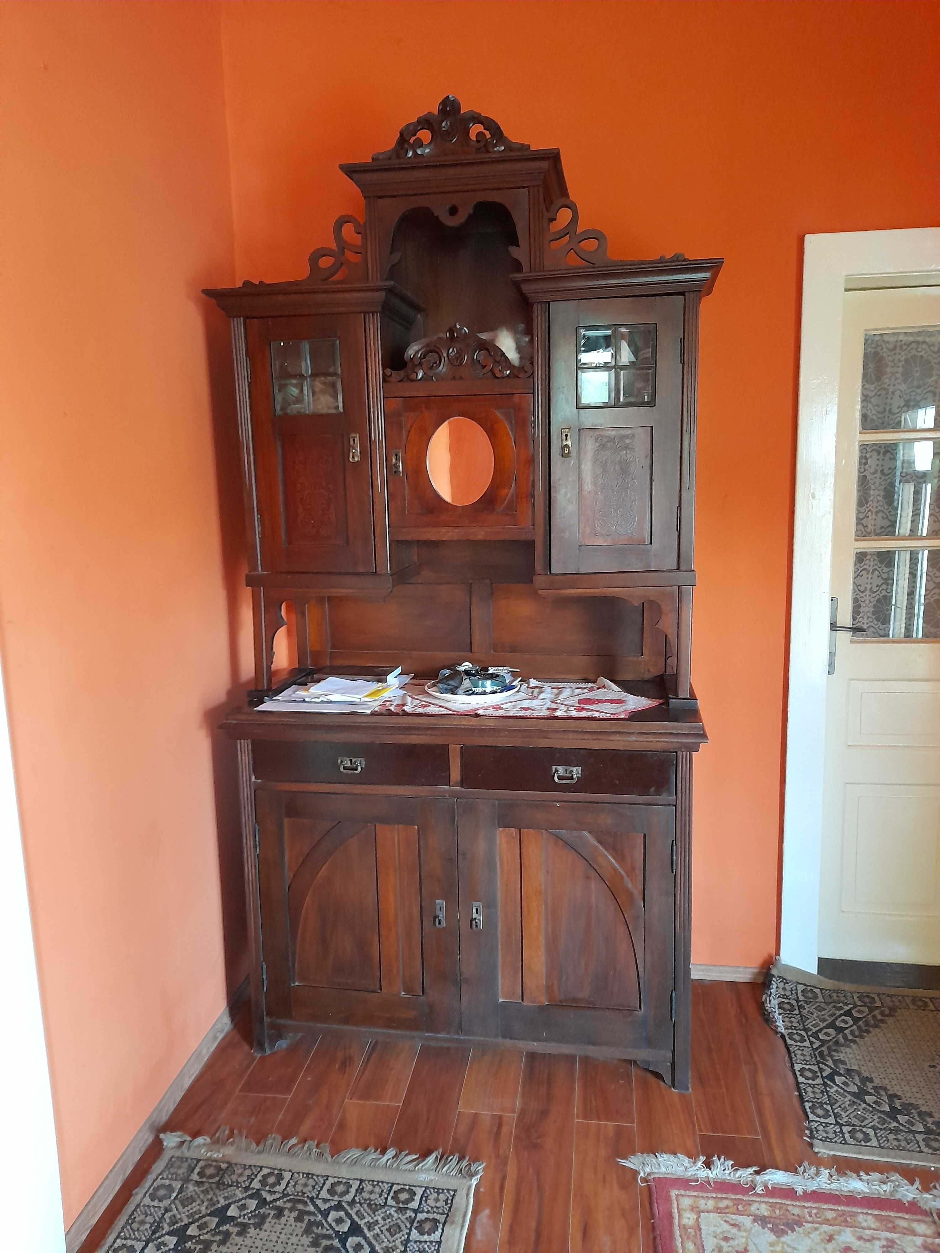vand mobilier servanta bufet vechi