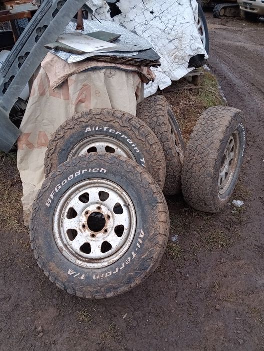 16" Джанти с гуми Нисан навсра