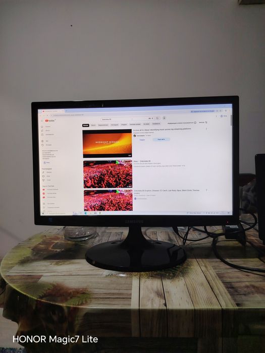 Лед монитор самсунг 22 инча