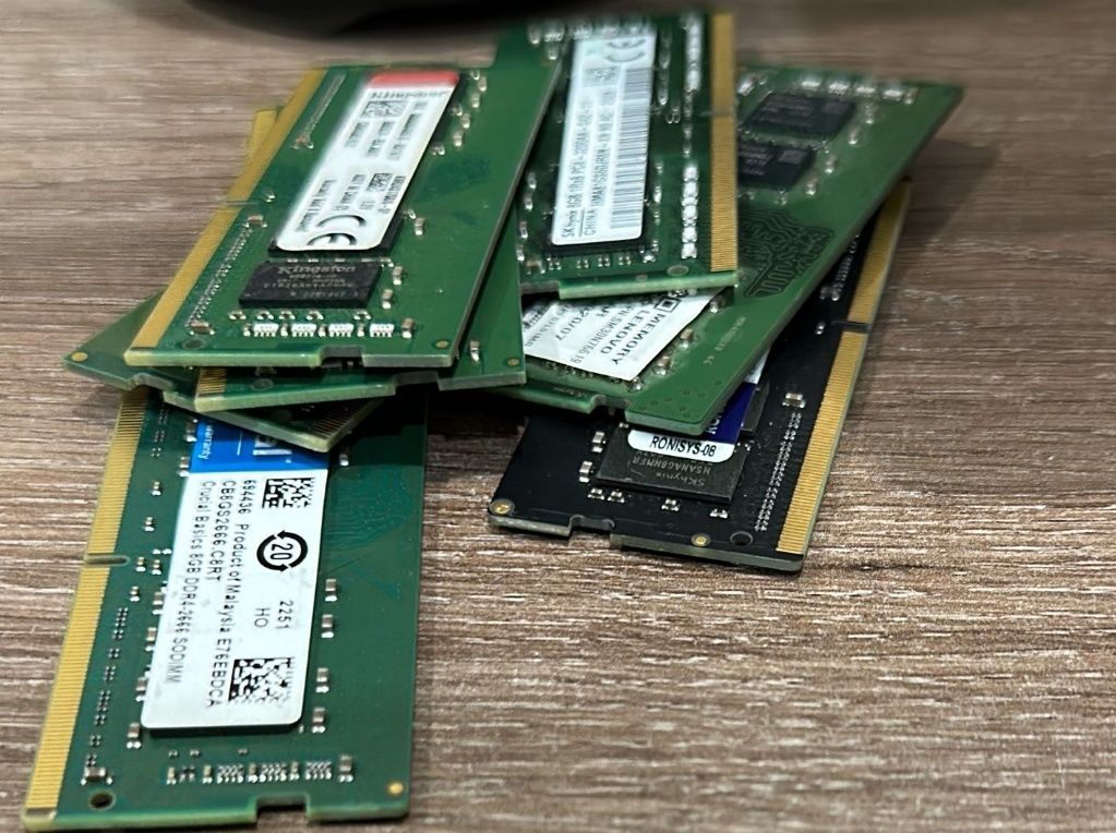 Оперативная память  DDR3 2-4  Gb