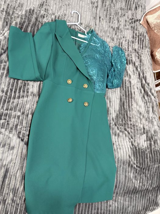 Официална рокля