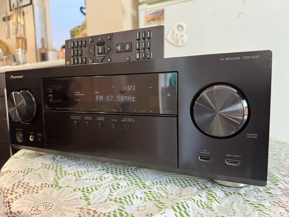 Pioneer VSX-930 Bluetooth Wi-Fi