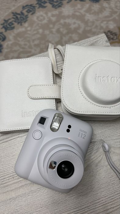 Fujifilm Instax mini 12