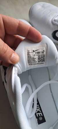 Adidasi Nike TN impecabili