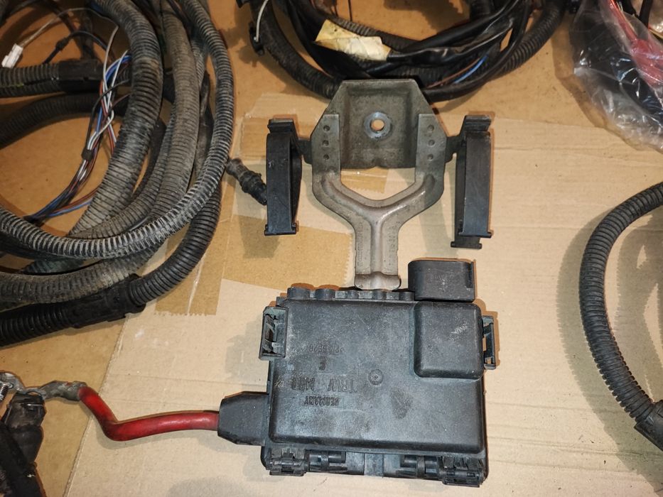 VW T4 panou siguranțe, cablaj, siguranțe baterie