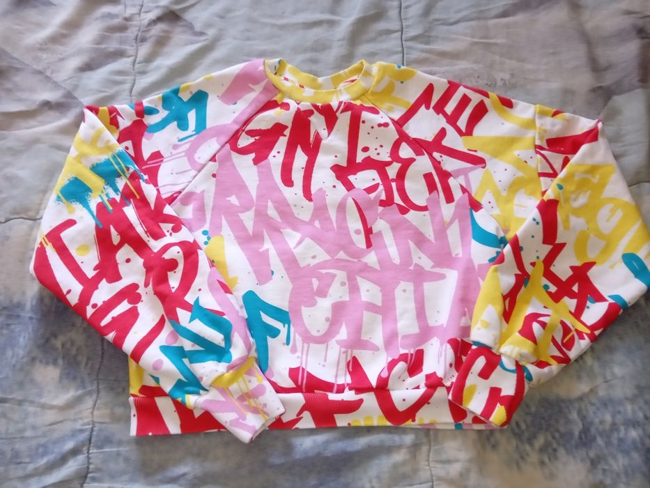 Страхотна блузка