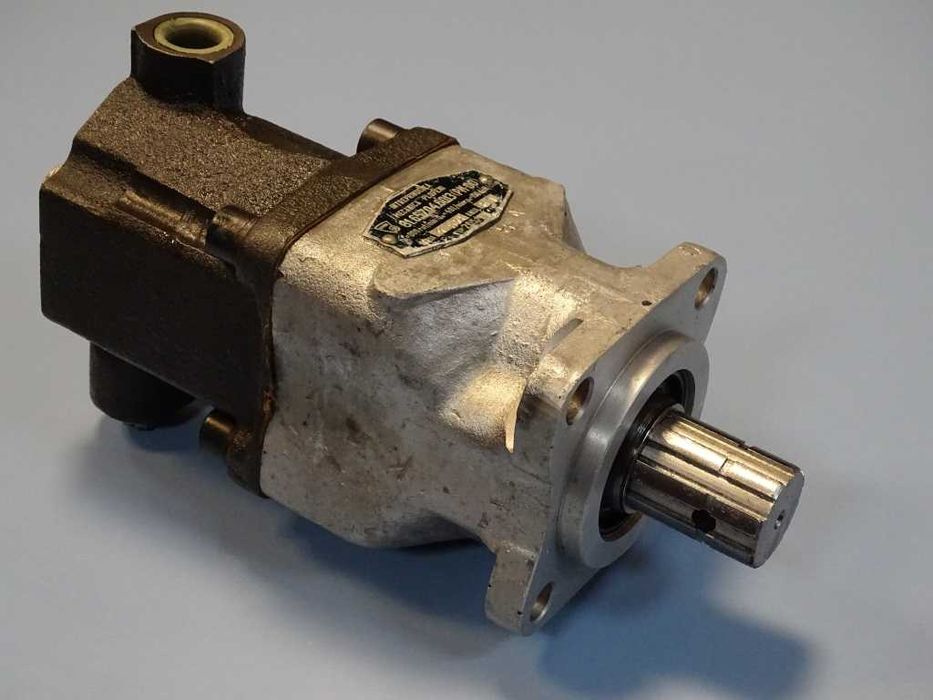 Хидравлична помпа 6-бутална аксиална UMP81.65704 PM-00 265/1X