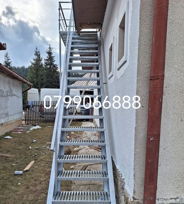 Scări metalice zincate