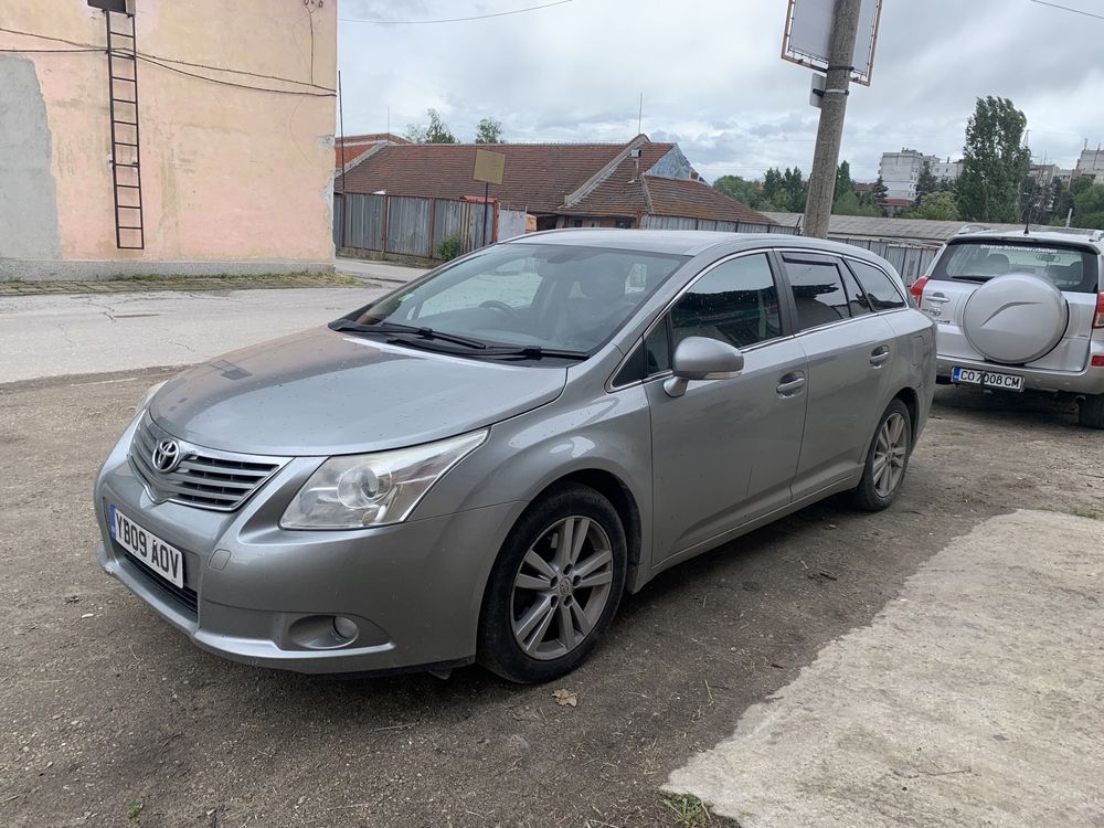 На Части Toyota Avensis Тойота Авенсис Т27 2.2 150 d-4d