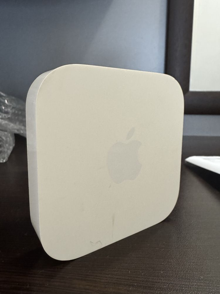 Рутер Apple AirPort Express Base Station A1392